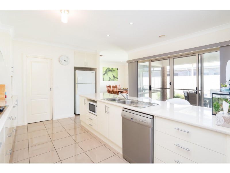 10 Nicholas Avenue, Mildura VIC 3500