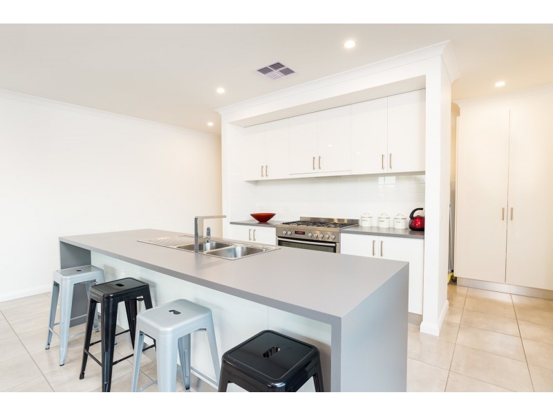 2 Lever Jary Court, Red Cliffs VIC 3496