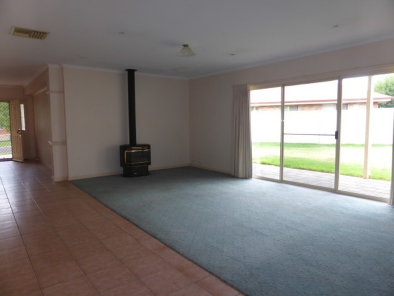 6 Crockett Court, Mildura VIC 3500