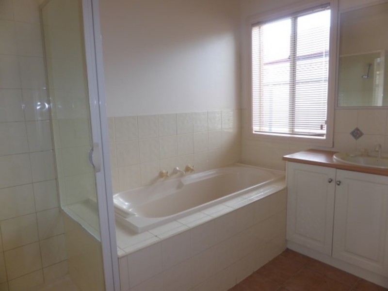 6 Crockett Court, Mildura VIC 3500