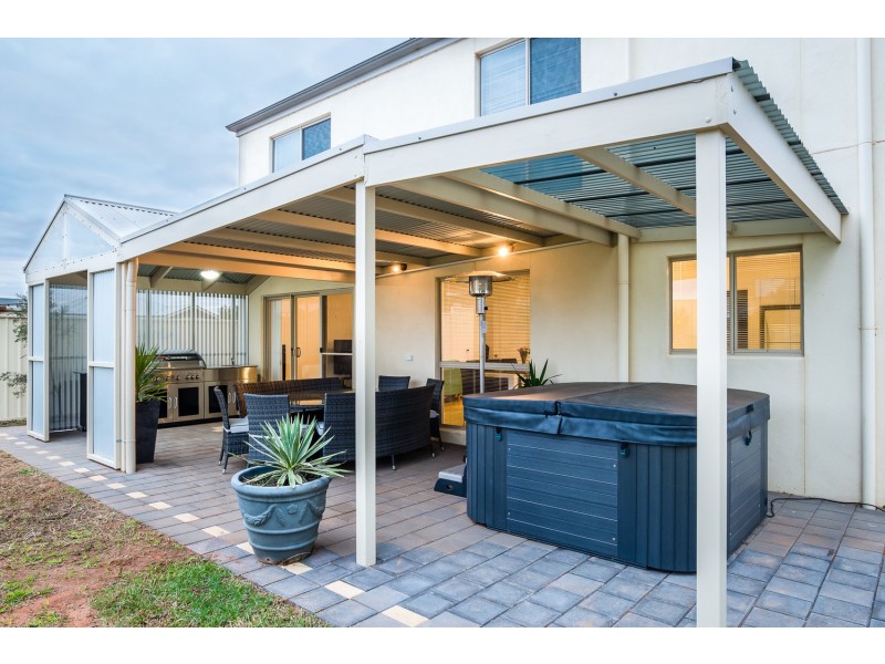 74 Summer Drive, Buronga NSW 2739