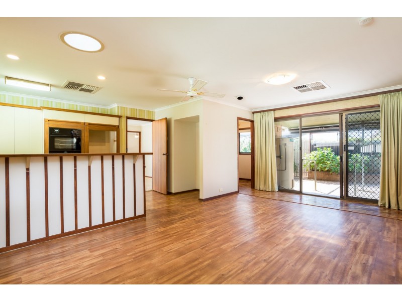 12 Elinda Court, Red Cliffs VIC 3496