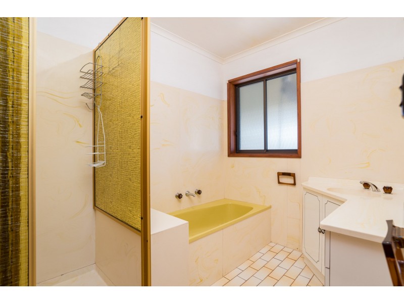 12 Elinda Court, Red Cliffs VIC 3496