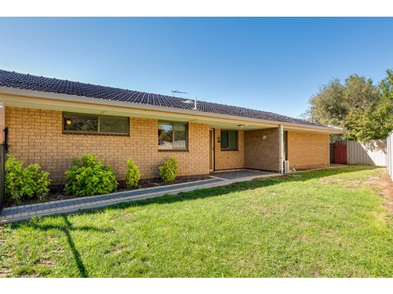 12 Elinda Court, Red Cliffs VIC 3496