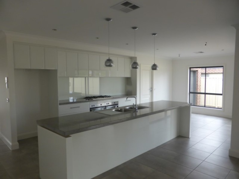 13 Ontario Park Drive, Mildura VIC 3500