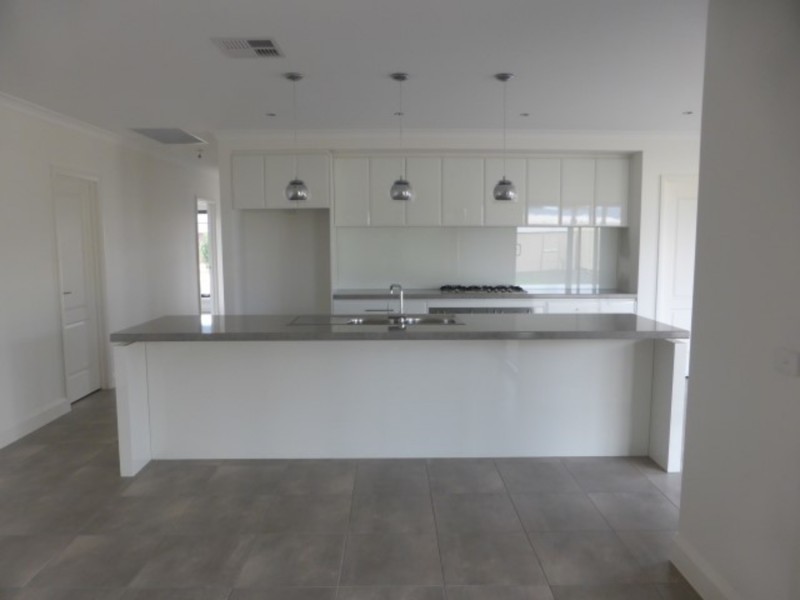 13 Ontario Park Drive, Mildura VIC 3500