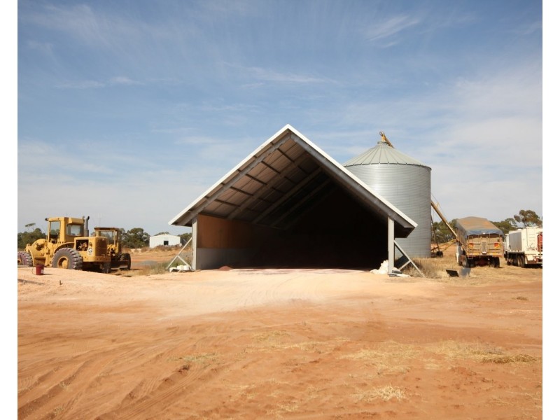 3245 & 2423 Petro Mail Road, Arumpo NSW 2715