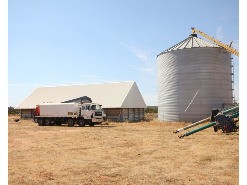 3245 & 2423 Petro Mail Road, Arumpo NSW 2715