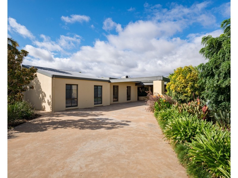 128 Cowra Avenue, Irymple VIC 3498