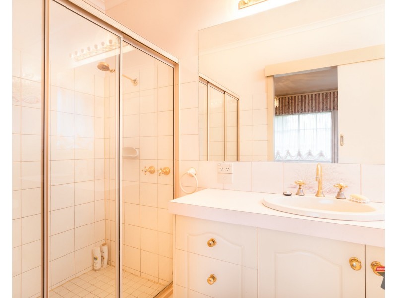 2 Yanina Close, Mildura VIC 3500