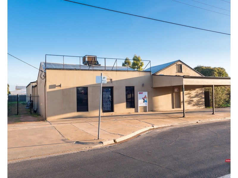 573 Deakin Avenue, Mildura VIC 3500