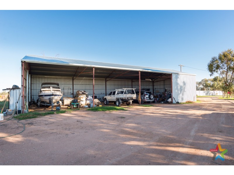 85 Cassia Street, Red Cliffs VIC 3496