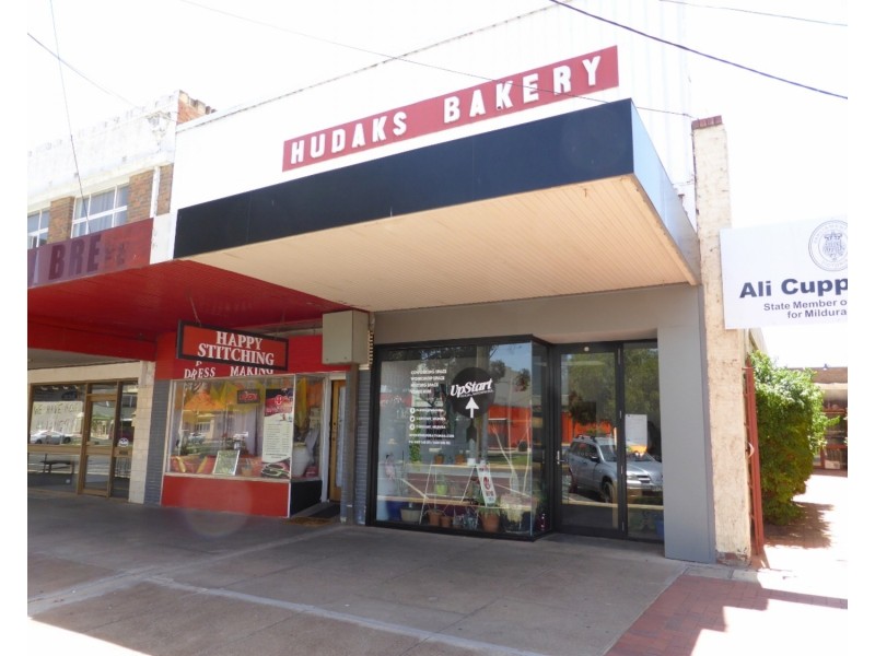 37 Deakin Avenue, Mildura VIC 3500