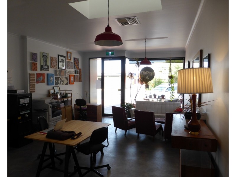 37 Deakin Avenue, Mildura VIC 3500