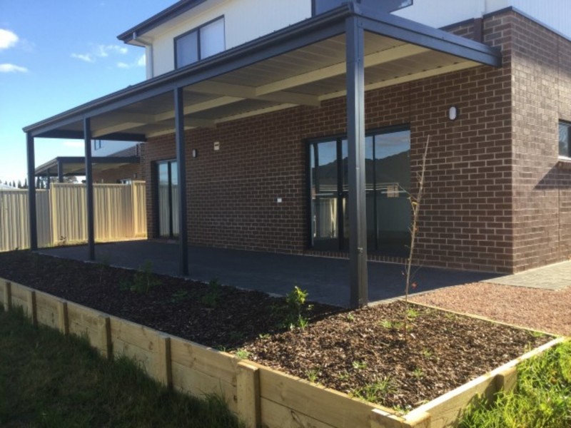 4/9 Toorak Drive, Irymple VIC 3498