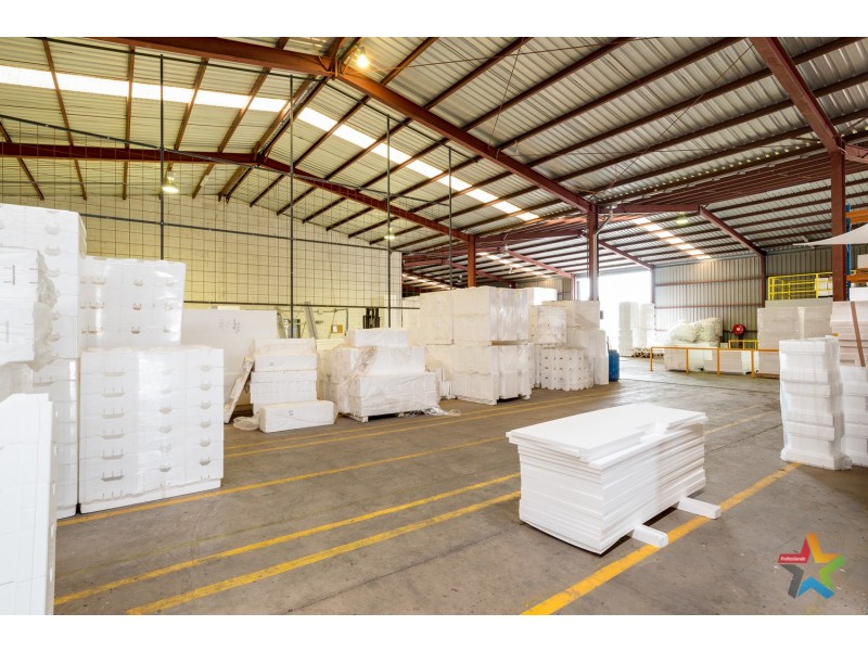 731-733 Koorlong Avenue, Irymple VIC 3498