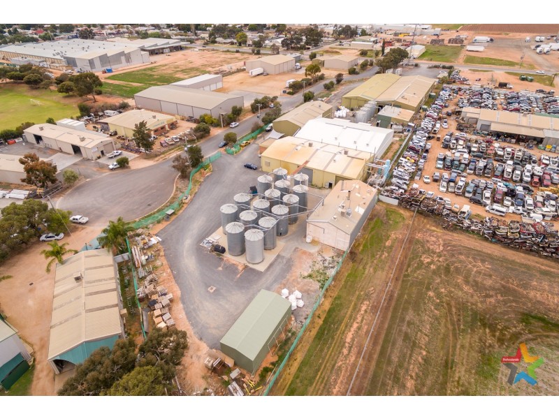 731-733 Koorlong Avenue, Irymple VIC 3498