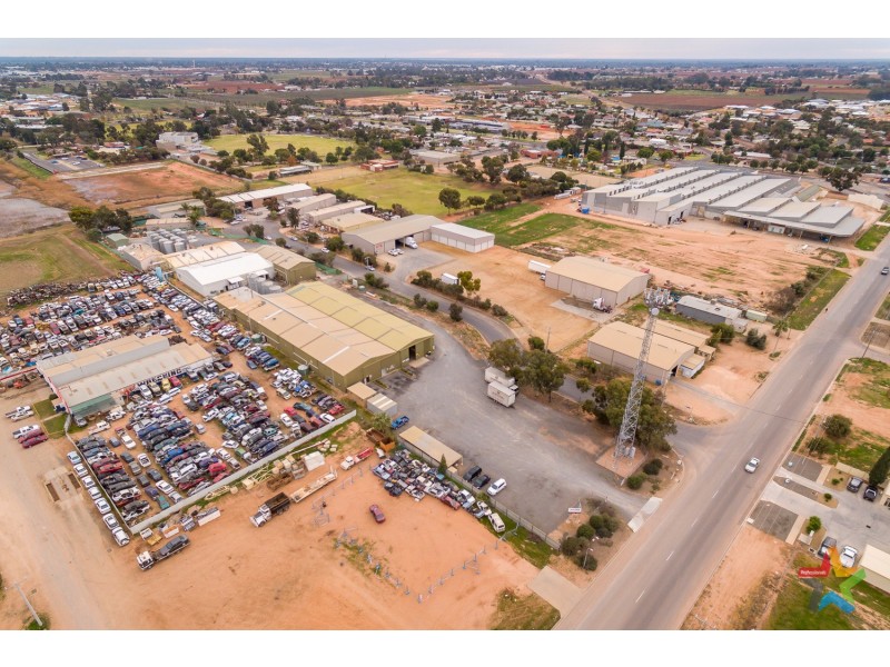 731-733 Koorlong Avenue, Irymple VIC 3498