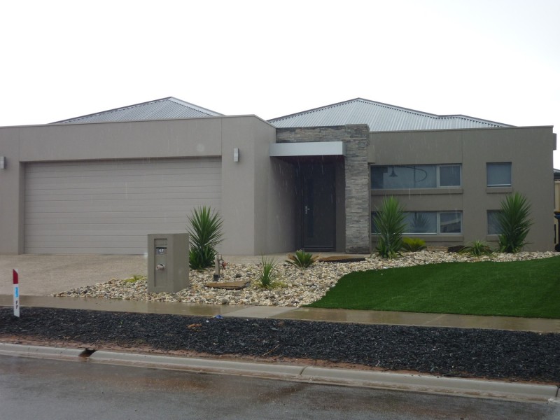 10 Dune Drive, Mildura VIC 3500