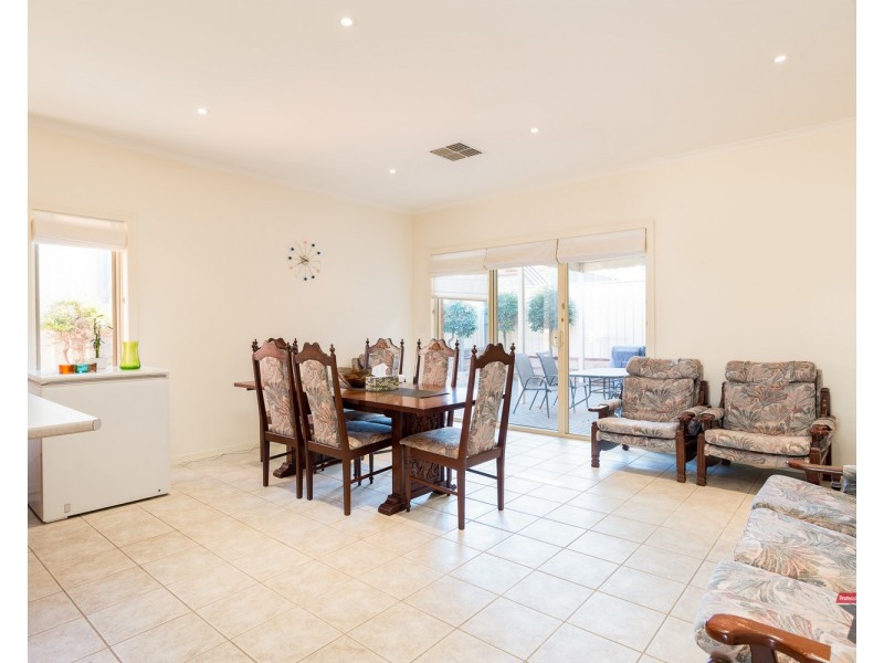 Unit 1/128 Riverside Avenue, Mildura VIC 3500