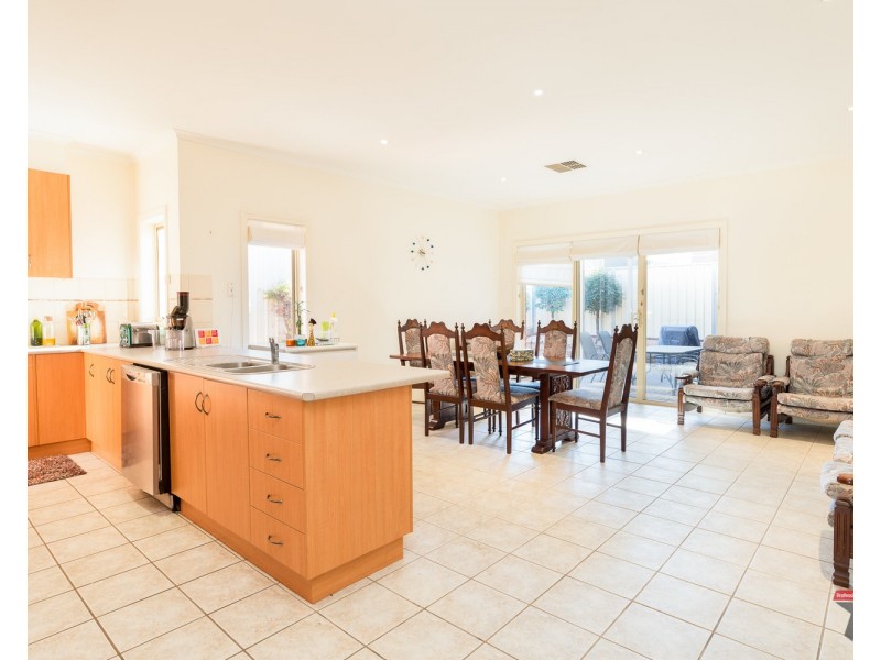 Unit 1/128 Riverside Avenue, Mildura VIC 3500