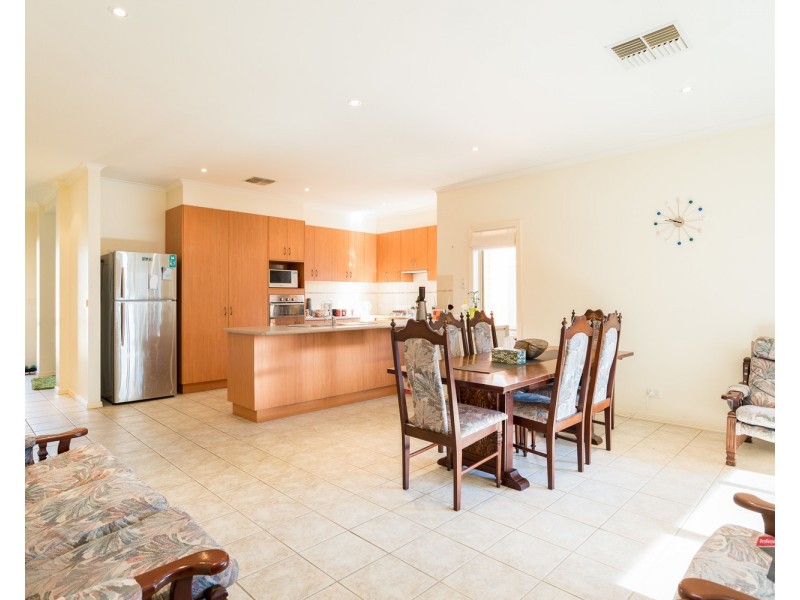 Unit 1/128 Riverside Avenue, Mildura VIC 3500