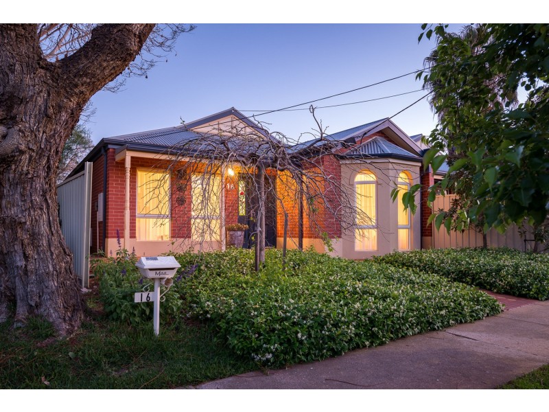 16 Wattle Avenue, Mildura VIC 3500