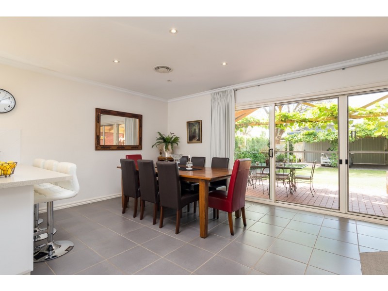 16 Wattle Avenue, Mildura VIC 3500