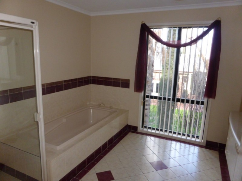 1 Cambridge Terrace, Mildura VIC 3500
