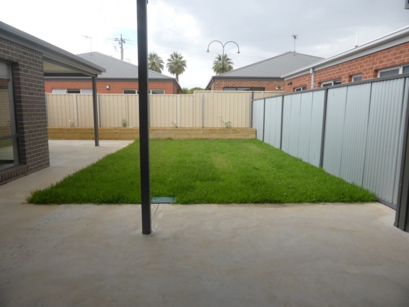 1/5 Phillipa Crescent, Mildura VIC 3500
