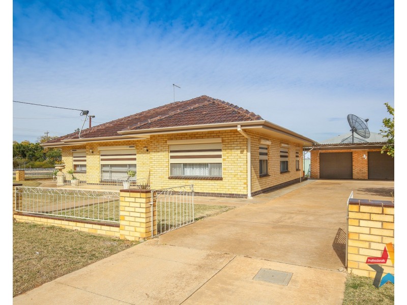 1 Murray Avenue, Red Cliffs VIC 3496