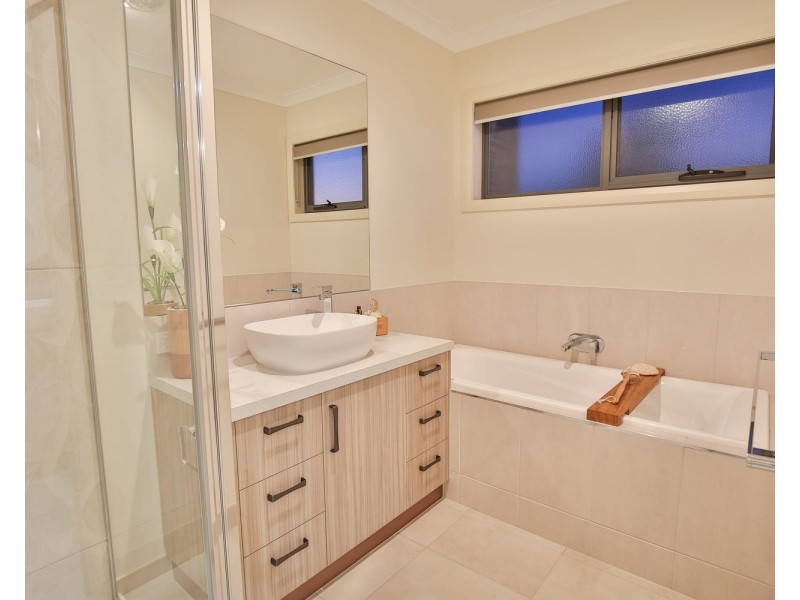 18 Cosgrove Court, Mildura VIC 3500