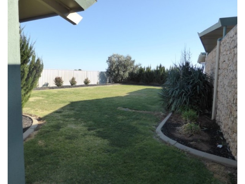 79 Melaleuca Street, Buronga NSW 2739