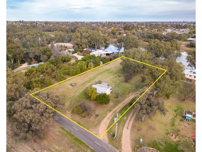 176 Pitman Avenue, Buronga NSW 2739