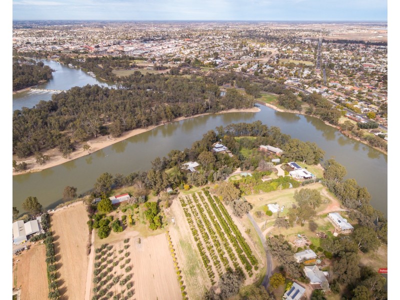176 Pitman Avenue, Buronga NSW 2739