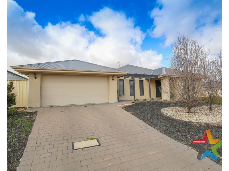 1 Battalion Drive, Mildura VIC 3500