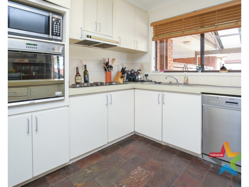 14 Thomson Grove, Mildura VIC 3500