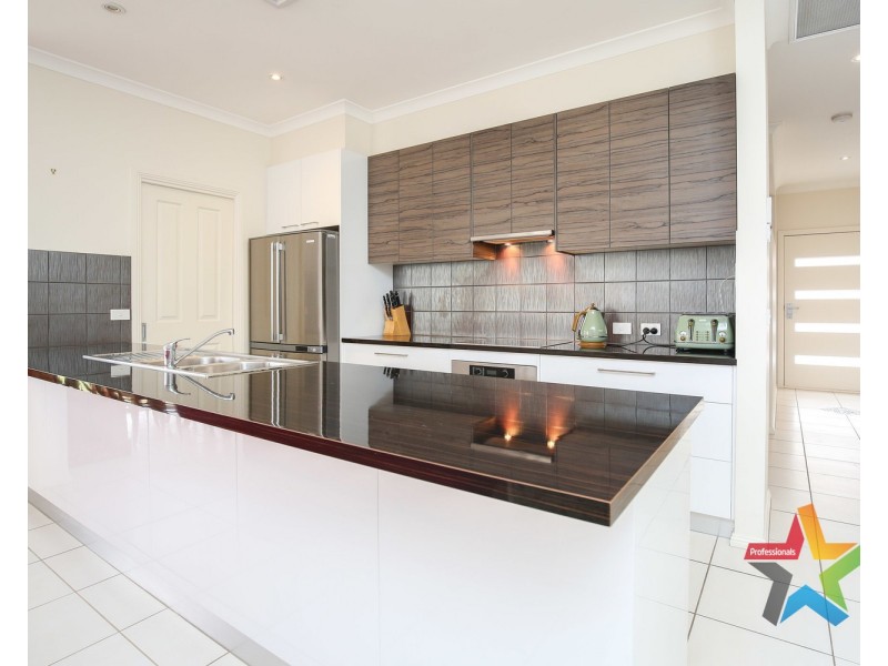 11 Renshinkan Court, Mildura VIC 3500