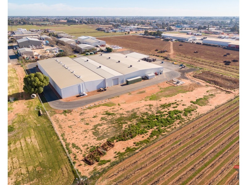 780 Koorlong Avenue, Irymple VIC 3498