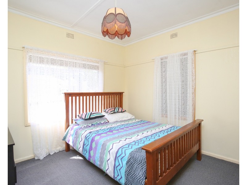 2 Loddon Avenue, Red Cliffs VIC 3496