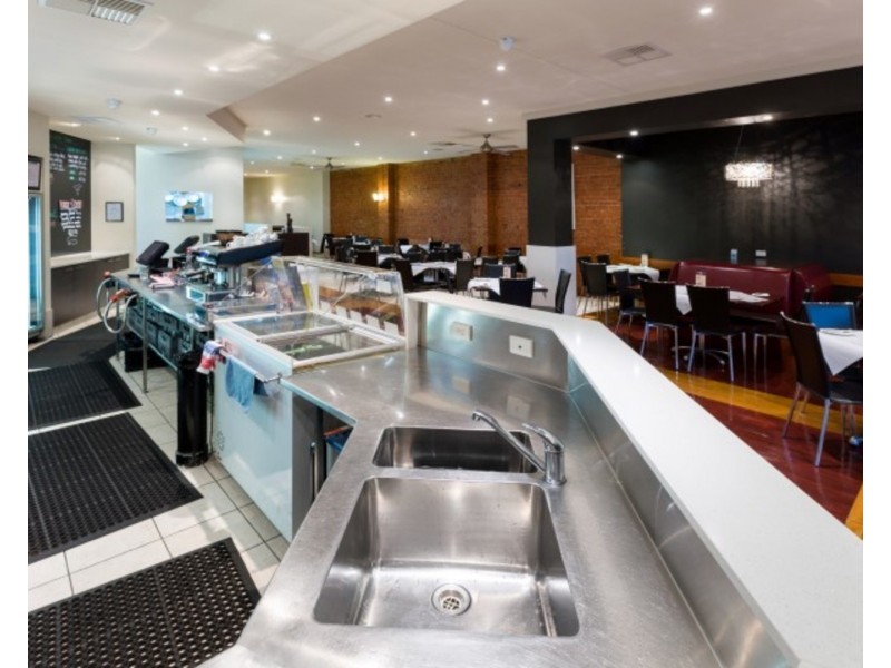 30 Langtree Avenue, Mildura VIC 3500