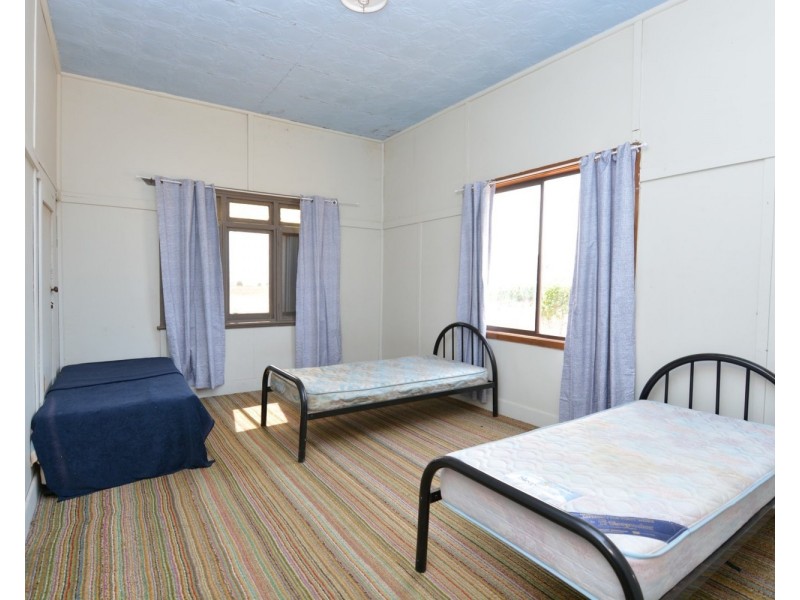 335 Boomerang Avenue, Cardross VIC 3496