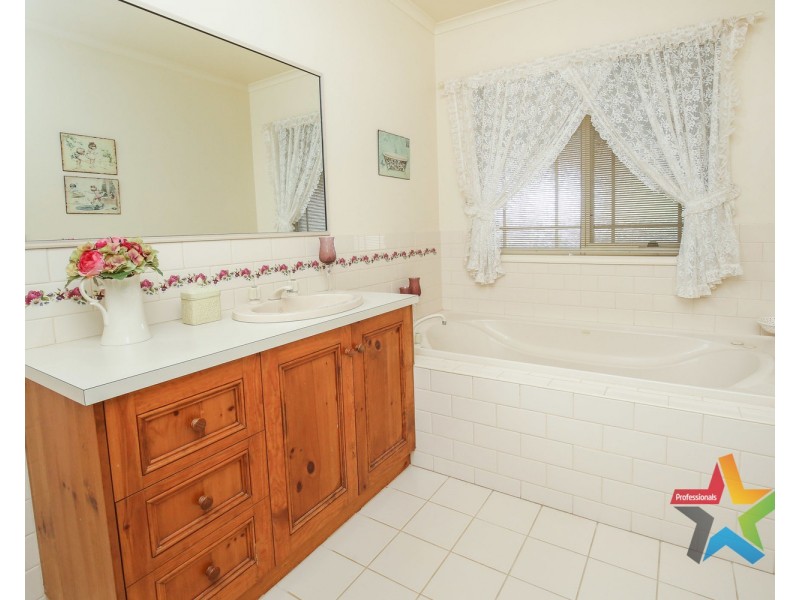 47 Morpung Avenue, Nichols Point VIC 3501