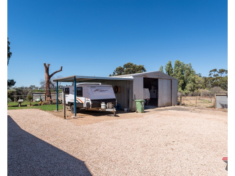 46 Church Road, Curlwaa NSW 2648