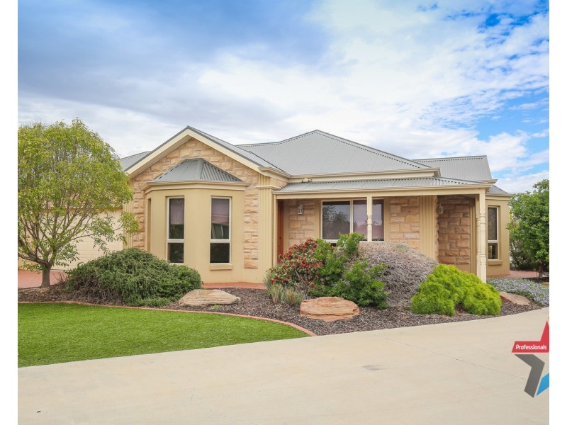 27 Bakogiannis Court, Mildura VIC 3500