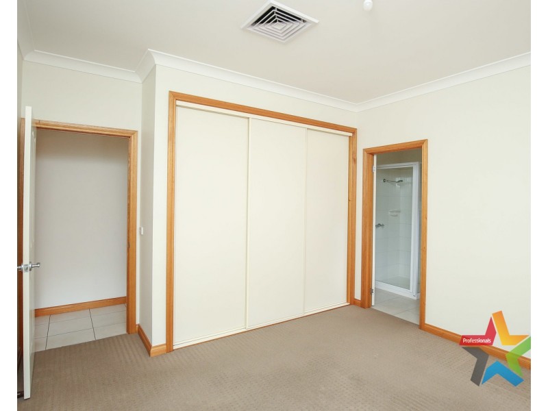 27 Bakogiannis Court, Mildura VIC 3500