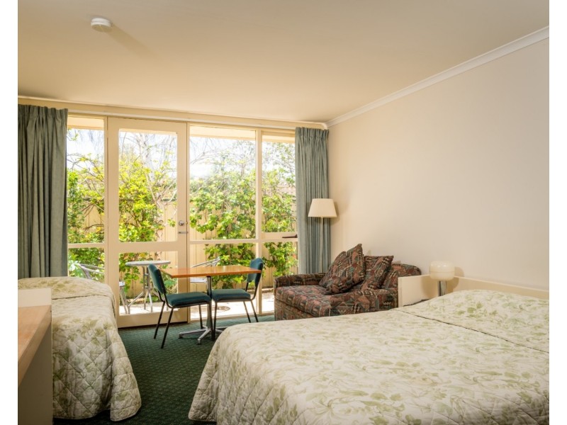 326 – 328 Deakin Avenue, Mildura VIC 3500