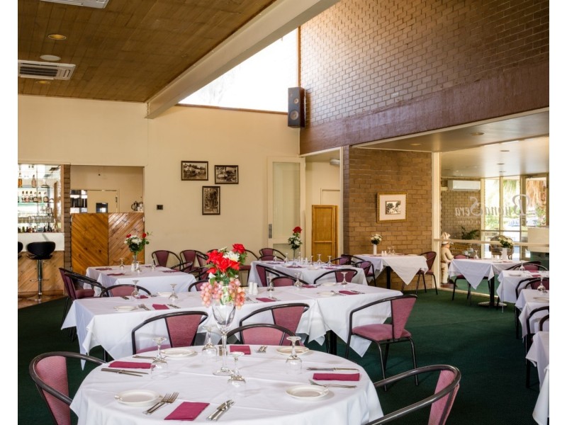 326 – 328 Deakin Avenue, Mildura VIC 3500