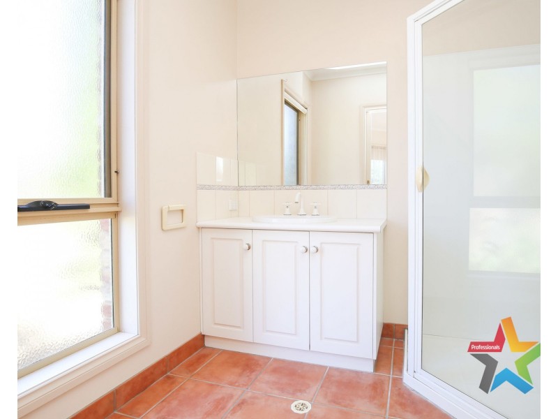 1 Peter Court, Mildura VIC 3500