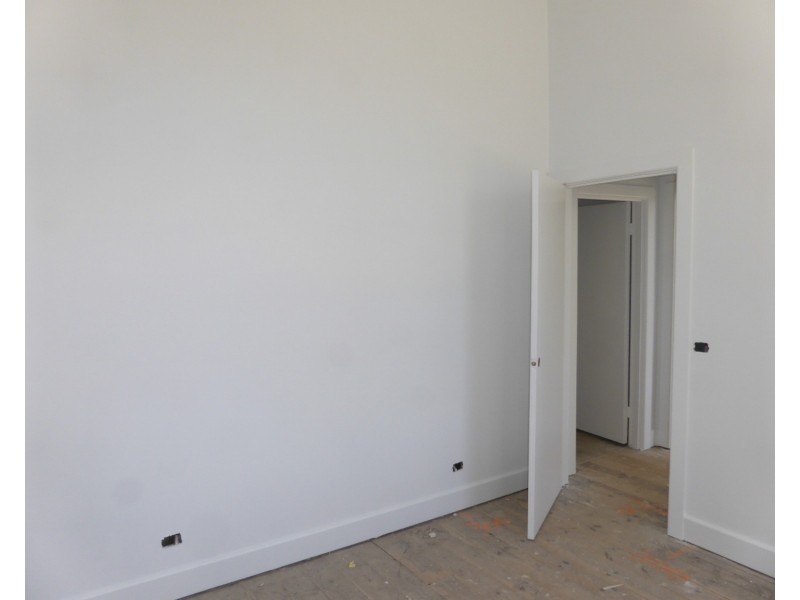 Upstairs/65 Deakin Avenue, Mildura VIC 3500